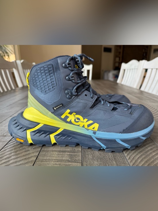 Hoka Shoes - Hoka One One TenNine GTX Trail Hiking Boot - Shoes Women’s Size 10 B